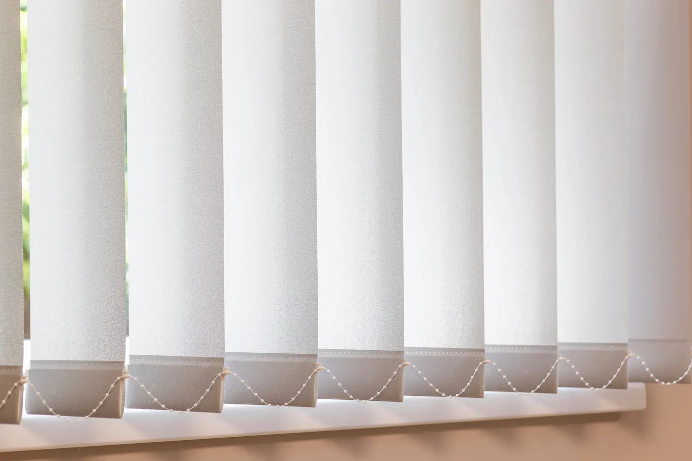 how to remove vertical blinds